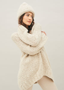 Handgefertigter Pullover mit V-Ausschnitt aus Alpaka und Bio-Wolle